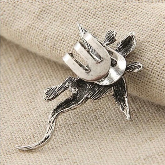 Vintage Punk dragon wing Unisex Clip Earring ear cuff - Picture 3 of 3